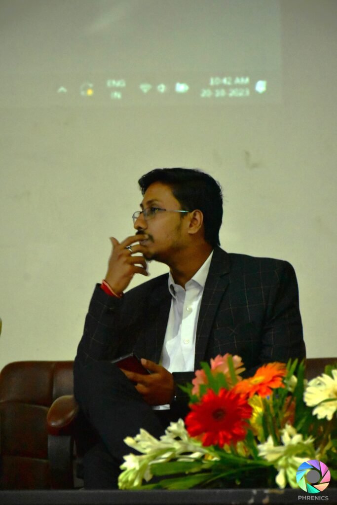 Arun Garg on the panel at MAIT
